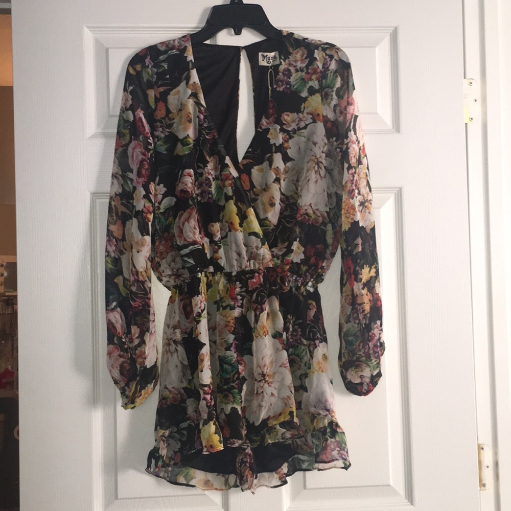 SMYM NWT Floral Romper